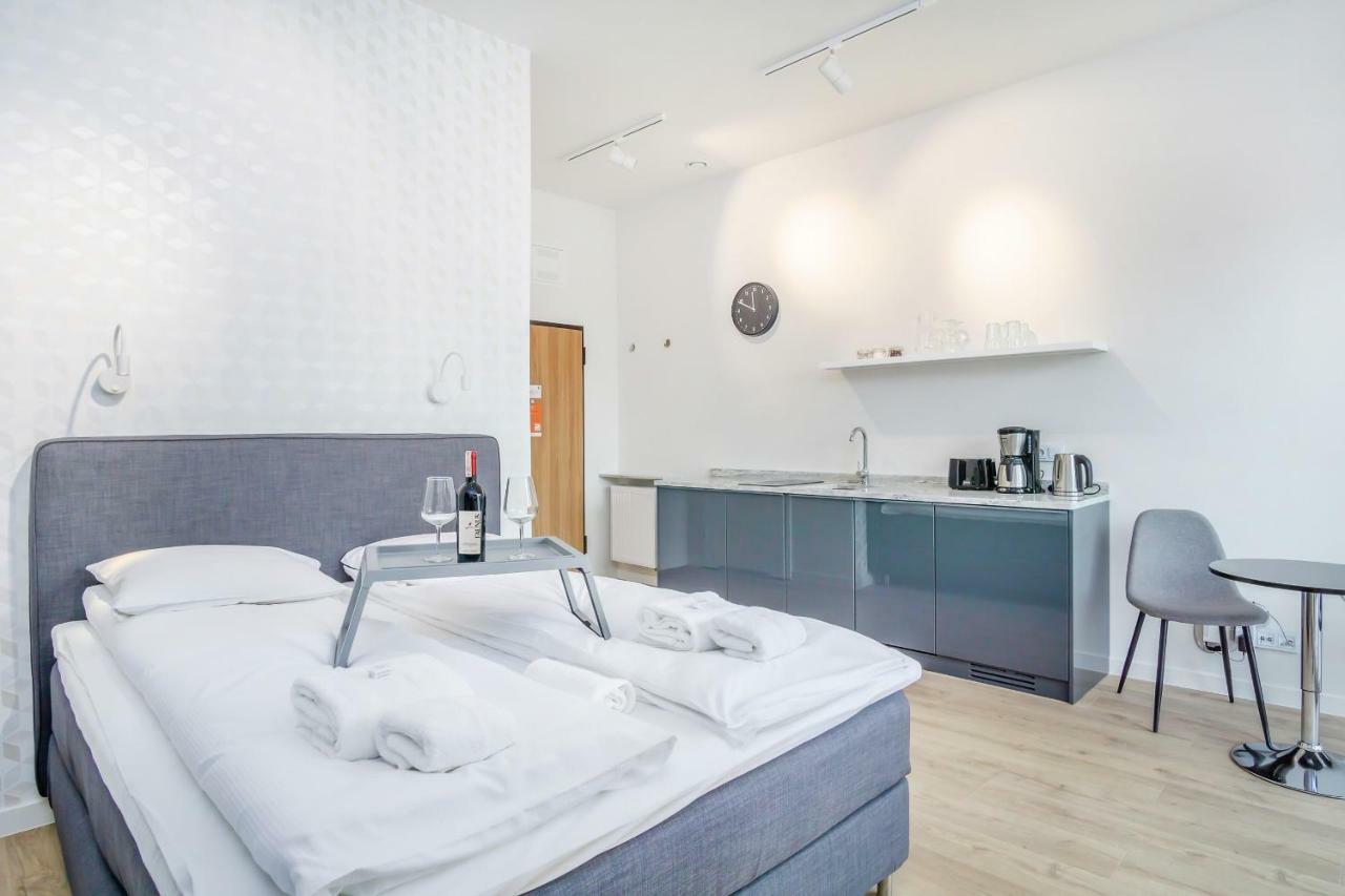 Apartments Poznan Mtp Bukowska By Noclegi Renters Eksteriør billede